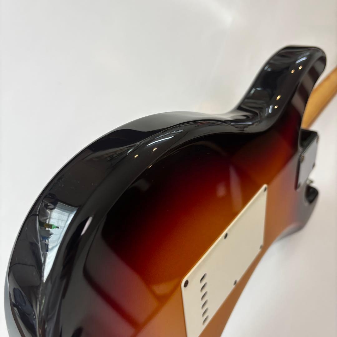 極美品希少モデル★Squier ストラトキャスター　シルバーシリーズ　ビンテージ