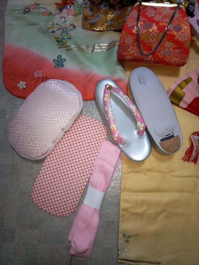 高級逸品‼️【七五三7歳～十三参り用】正絹振袖フルセット