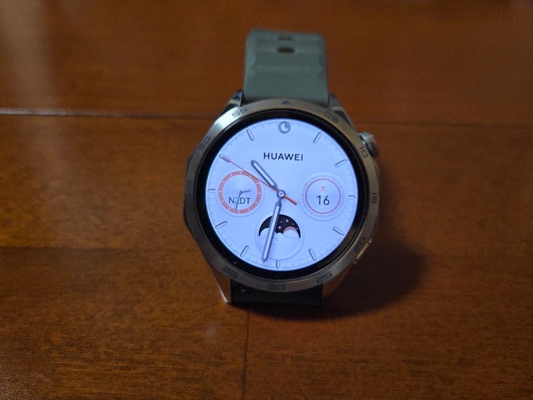 Sirasit Raksachon専用 HUAWEI GT 4 本体と付属品