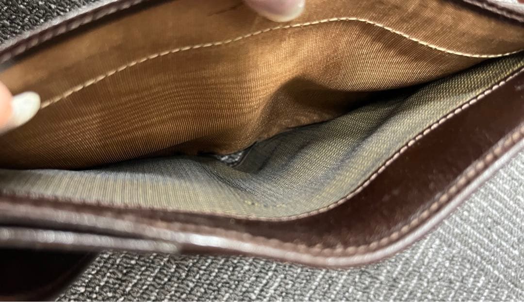 FENDI 二つ折り財布 ブラウン/ブラック