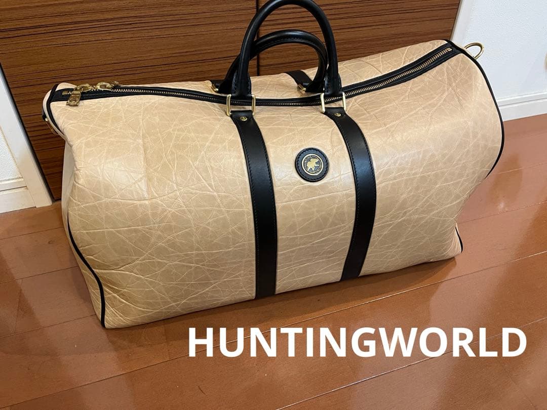 ハンティングワールド　ボストンバック　ゴールドロゴ