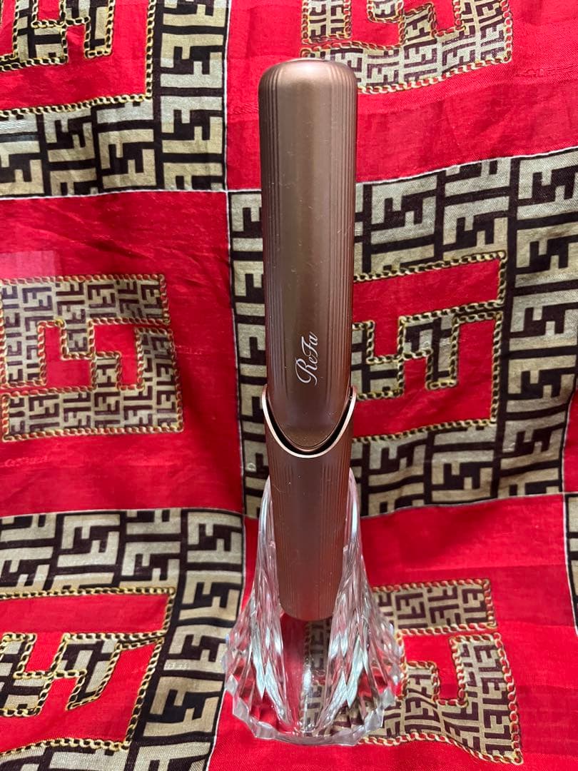 売りきり！ReFa リファ フィンガーアイロン ST ピンク 専用ホルダー付き