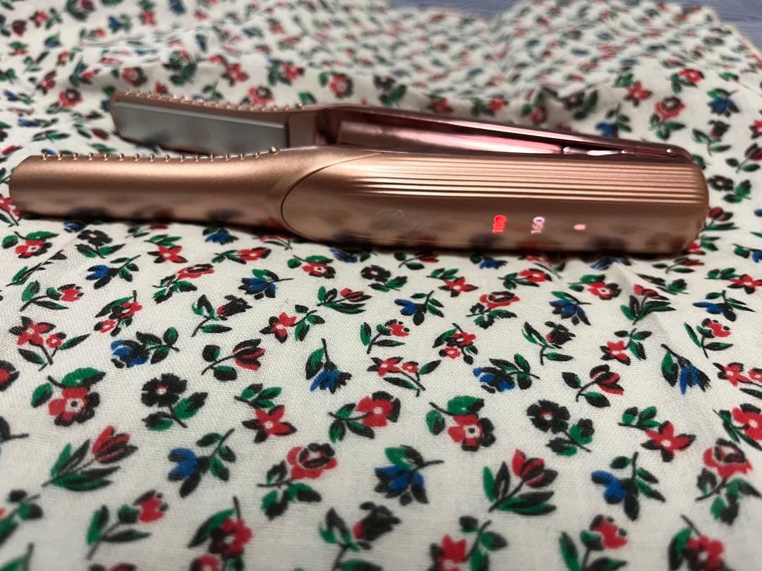 売りきり！ReFa リファ フィンガーアイロン ST ピンク 専用ホルダー付き