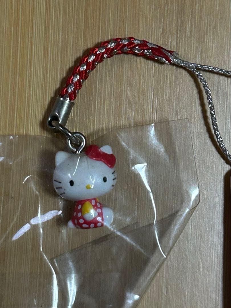 【希少・未使用】HELLO KITTY ハローキティ 根付