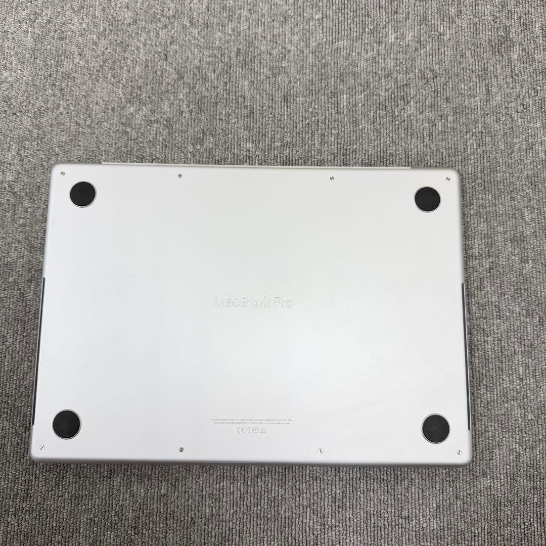 「ほぼ未使用」MacBook Pro M1 Pro 32GB / 512GB