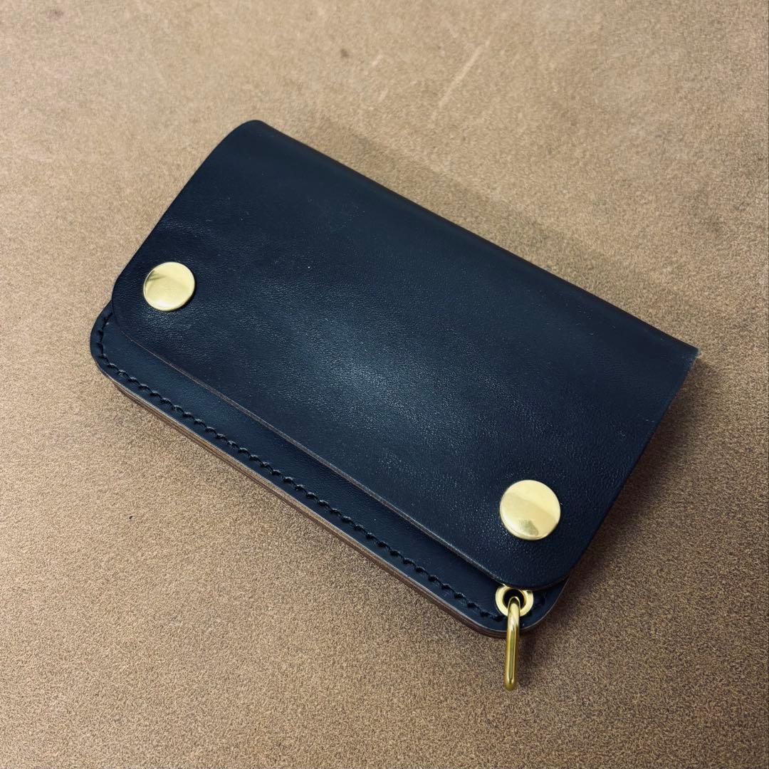 ホースバット　トラッカーウォレット　ミドル　黒　茶心　3層　MARYAM