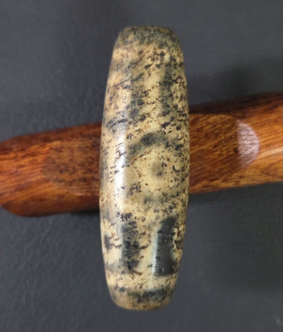 790　天珠　亀甲長壽九眼天珠　dzibeads　！