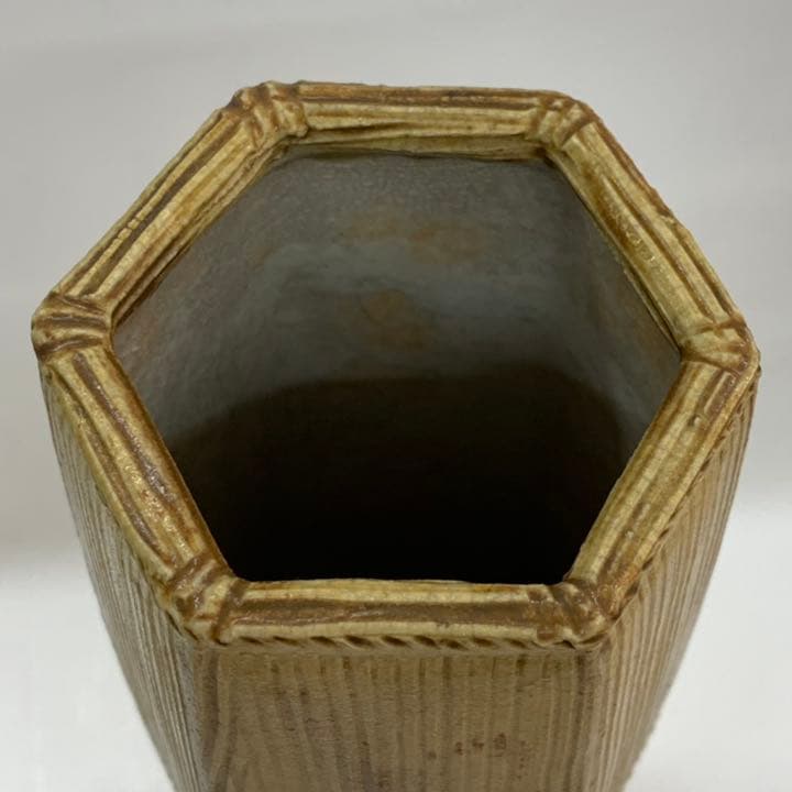 【花入12】黄瀬戸　六角槌形　高さ31㎝