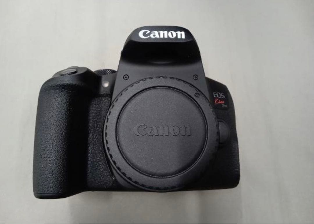 保証付き/デジタル一眼レフカメラ Canon EOS X10i カメラ