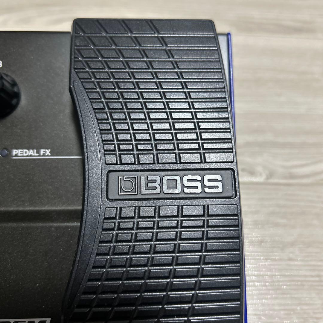BOSS GT-1 ギターマルチエフェクター
