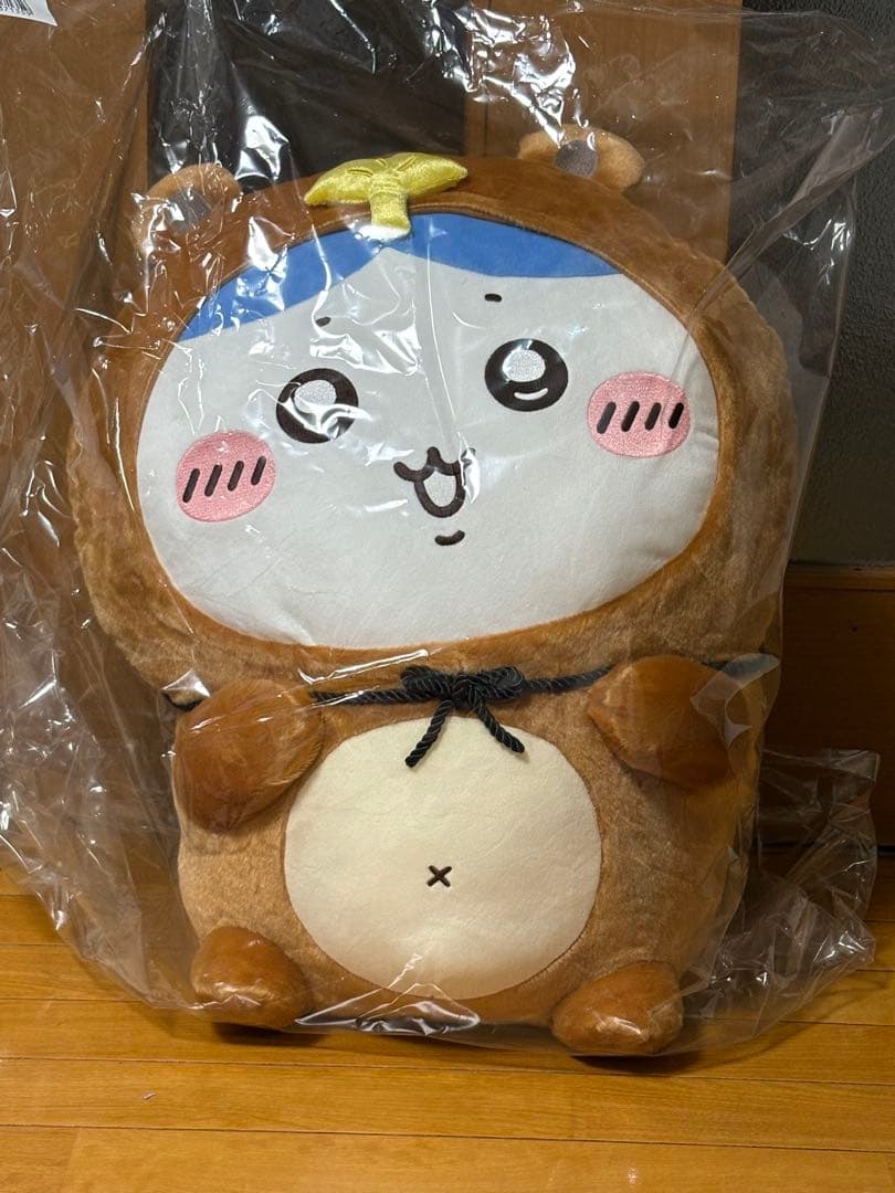 ちいかわハチワレ超BIGぬいぐるみ
