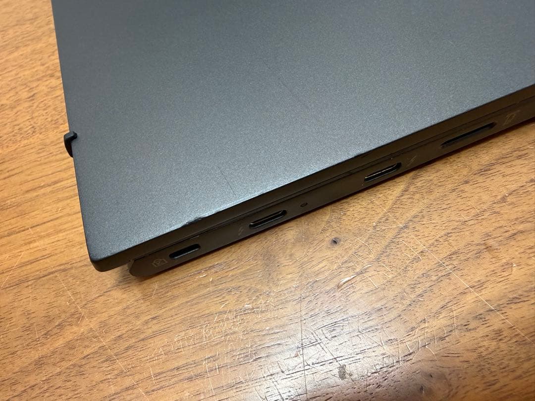 超軽量＆美品❗️ NEC NEXTREME Carbon PC-XC750DAB