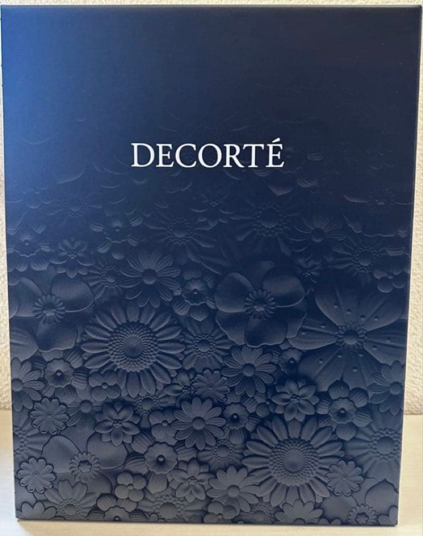 新品未開封　コスメデコルテ エターナルエレガンス ボックス2025
