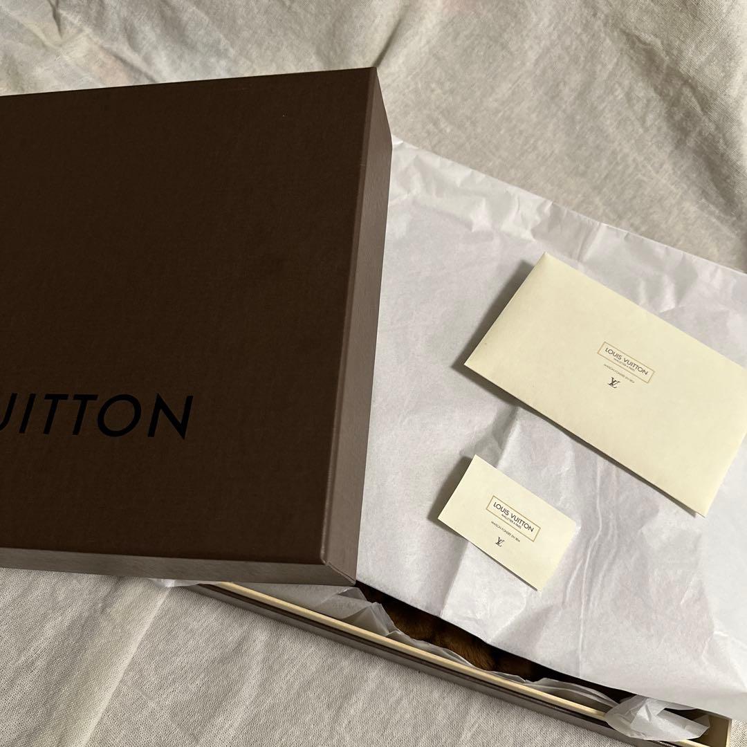 LOUIS VUITTON : ミンク100％　マフラー