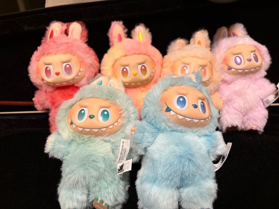 【正規品】labubu Big into Energy 6体(回転式ケース付)