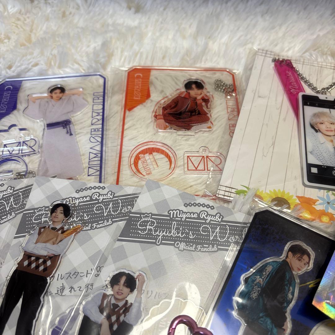 宮世琉弥 アクスタ