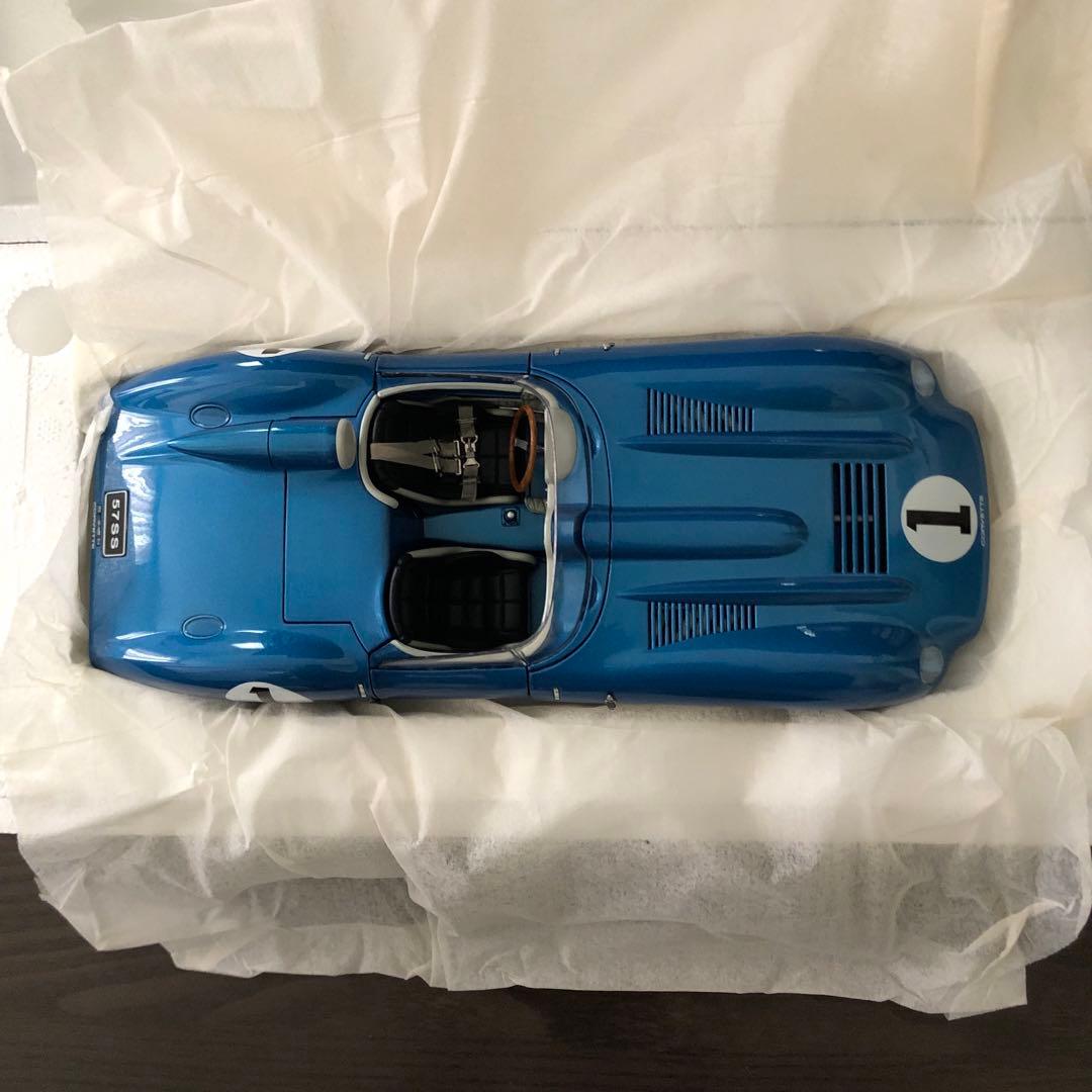 オートアート ミレニアム　1957 CORVETTE SS 1/18