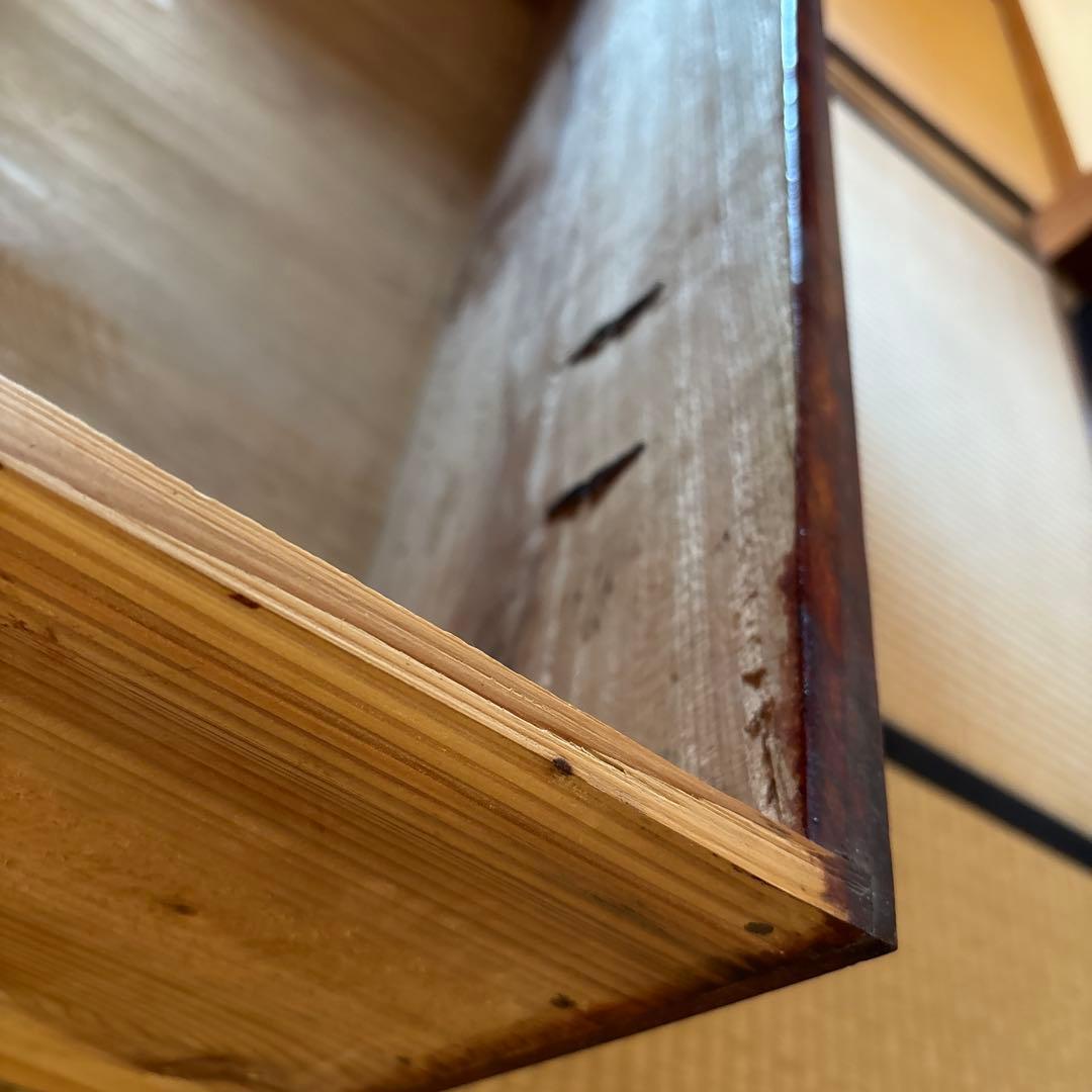 アンティーク　飴色のツヤ美しいシンプル和箪笥　たっぷり収納