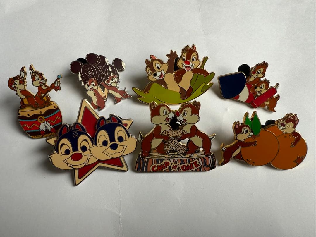 チップとデール ピンバッジ 8個セット