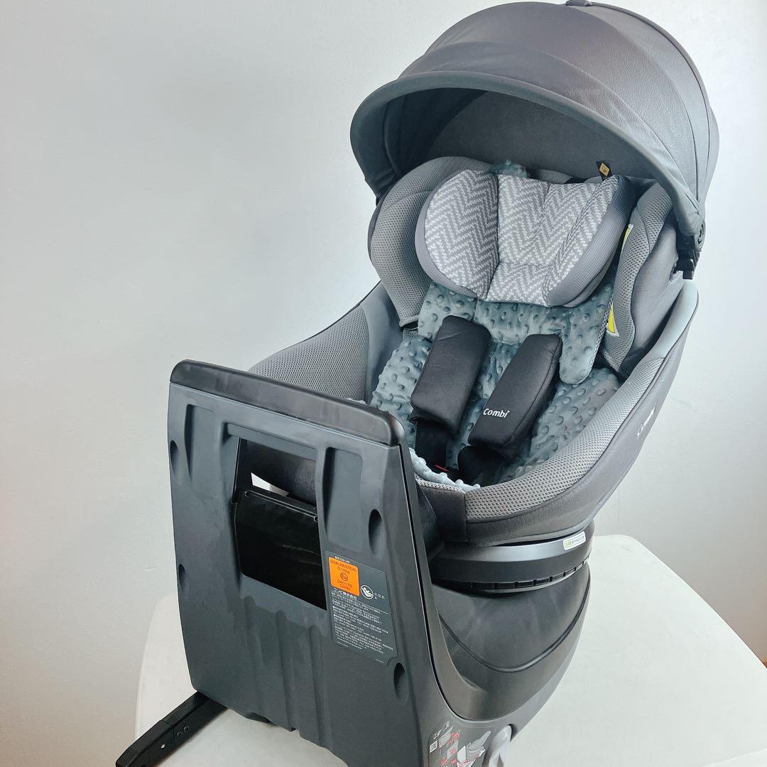 コンビ　クルムーヴ　JN-570　チャイルドシート ネイビー　ISOFIX