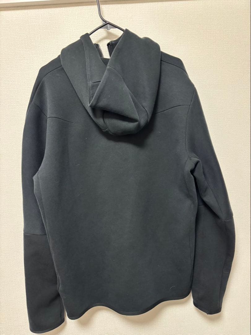 NIKE テックフリース 黒 Lサイズ