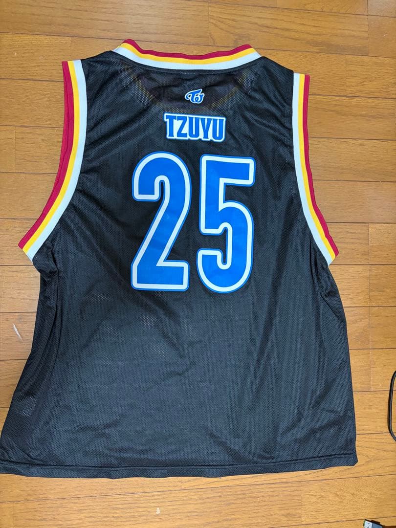 TWICE TZUYU ツウィ　メッシュユニフォーム