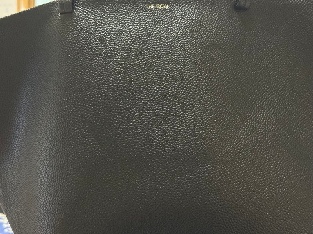 押し跡あり　THE ROW 牛革バケットトート 大容量 ショルダー 通勤バッグ
