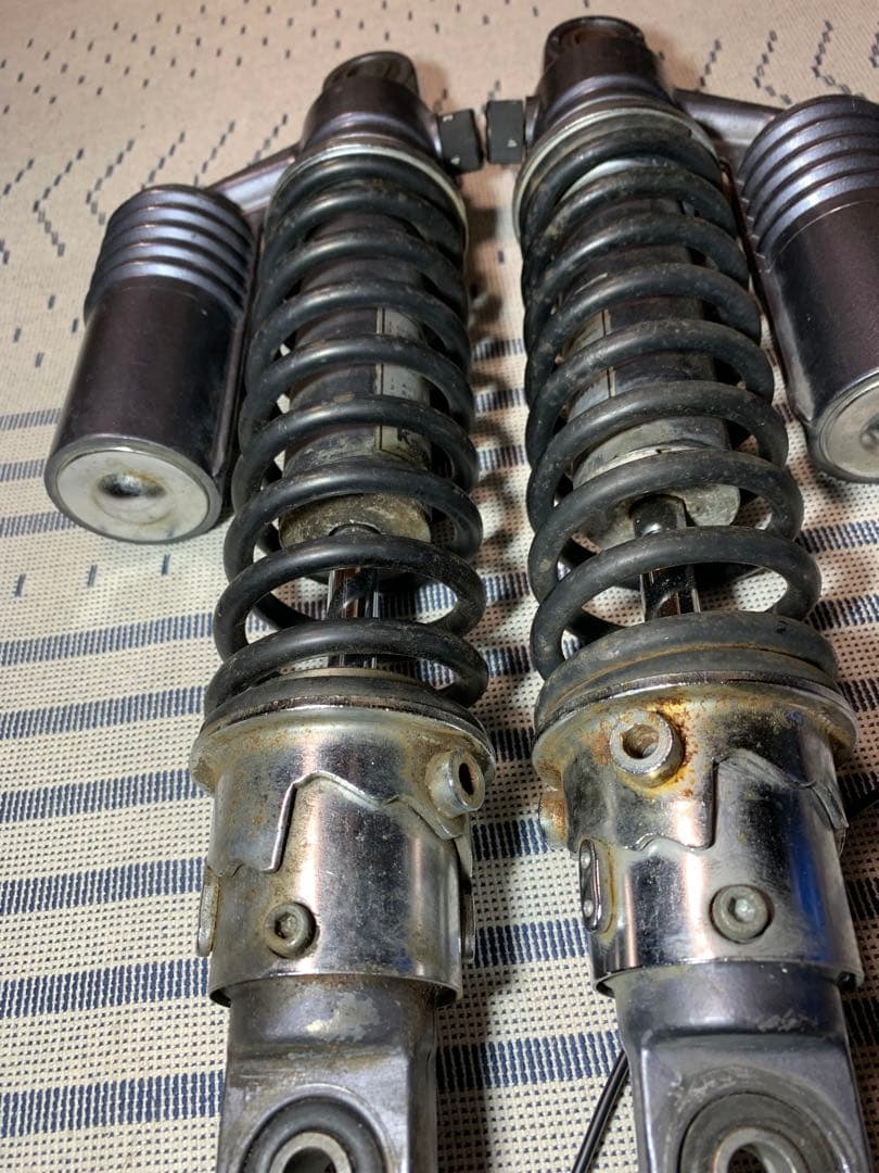 ゼファー400 純正サスペンション