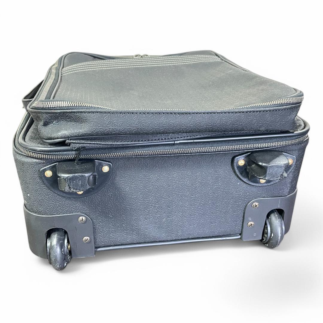 LOEWE キャリーケース　リピート　アナグラム　キャスター　鍵付き