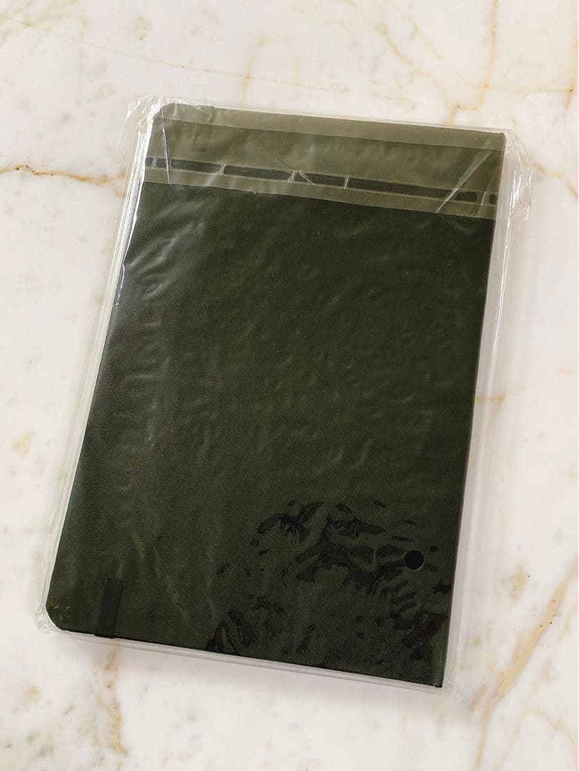 入手困難★新品未使用★超レア【YouTube ロゴ入り】黒色表紙ノート未開封