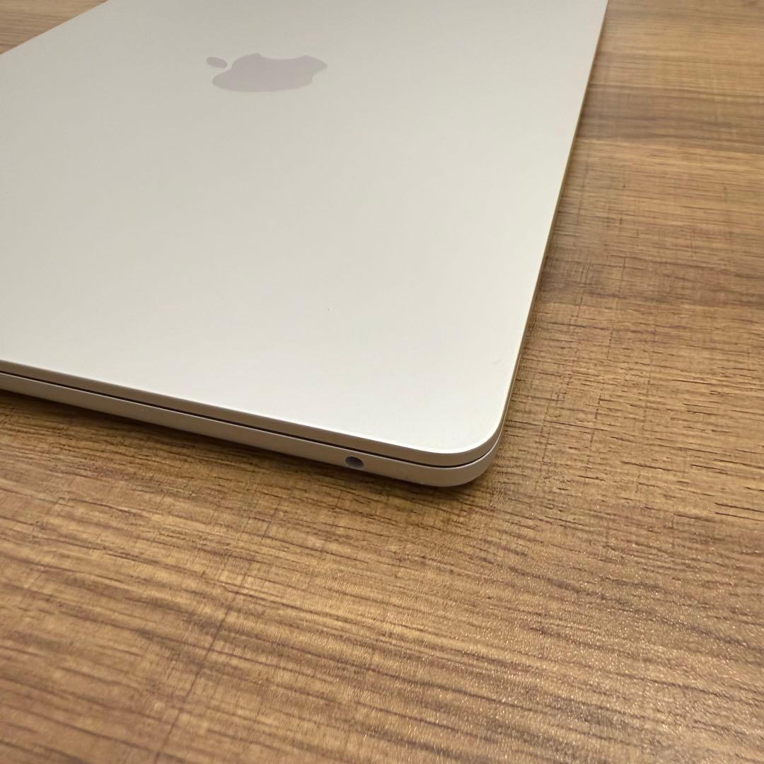 【美品】MacBook Air M2