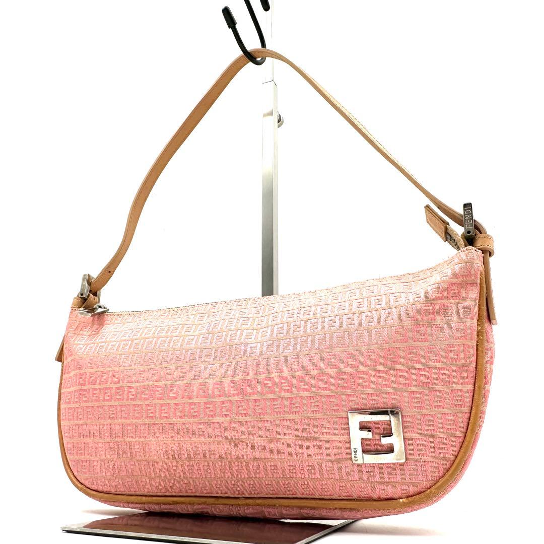 《美品》FENDI ズッキーノ FF金具 ミニハンドバッグ アクセサリーポーチ