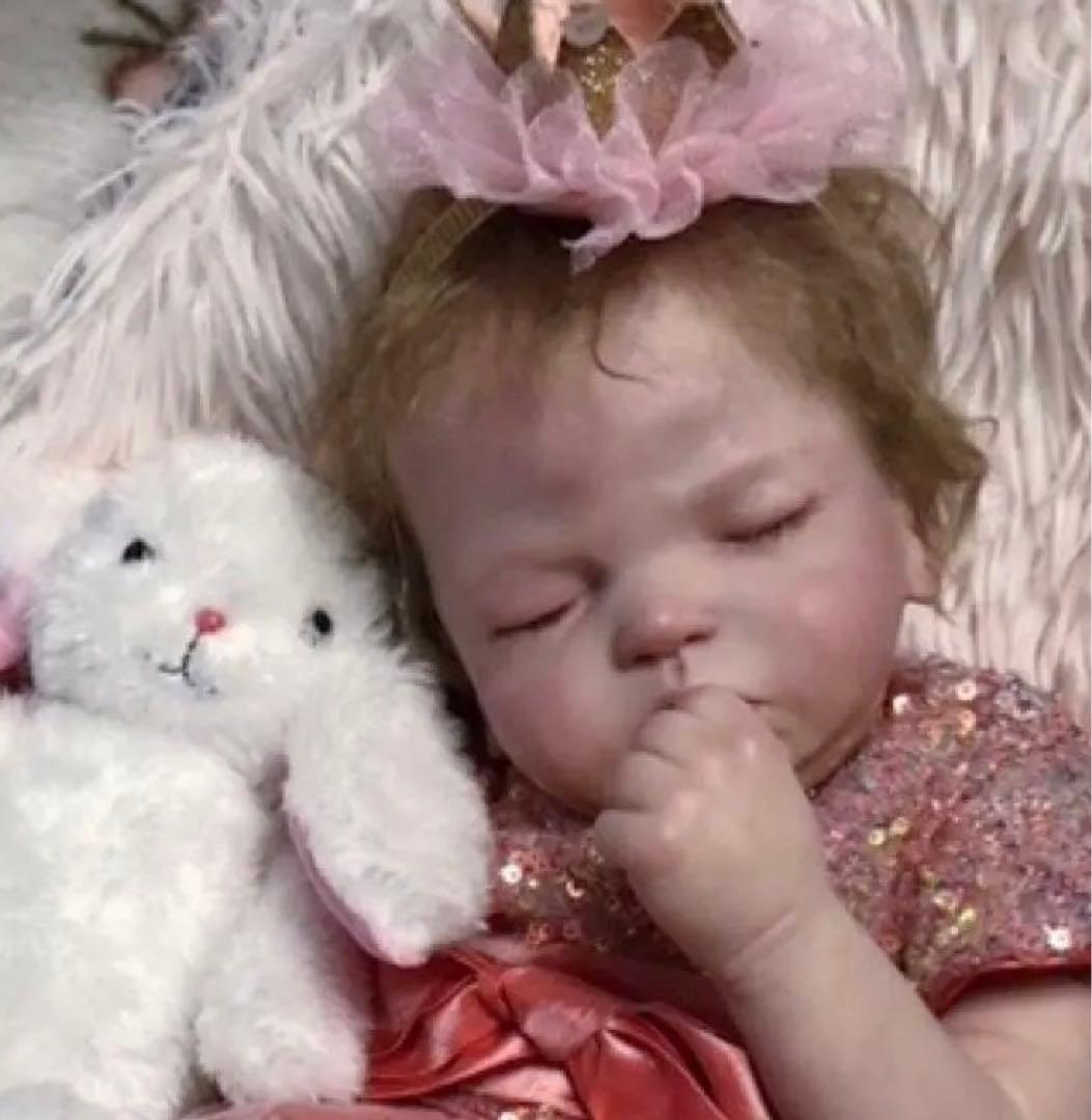 タイムセール♪正規キット刻印あり♪色白こぶりな赤ちゃん　リボーンドール