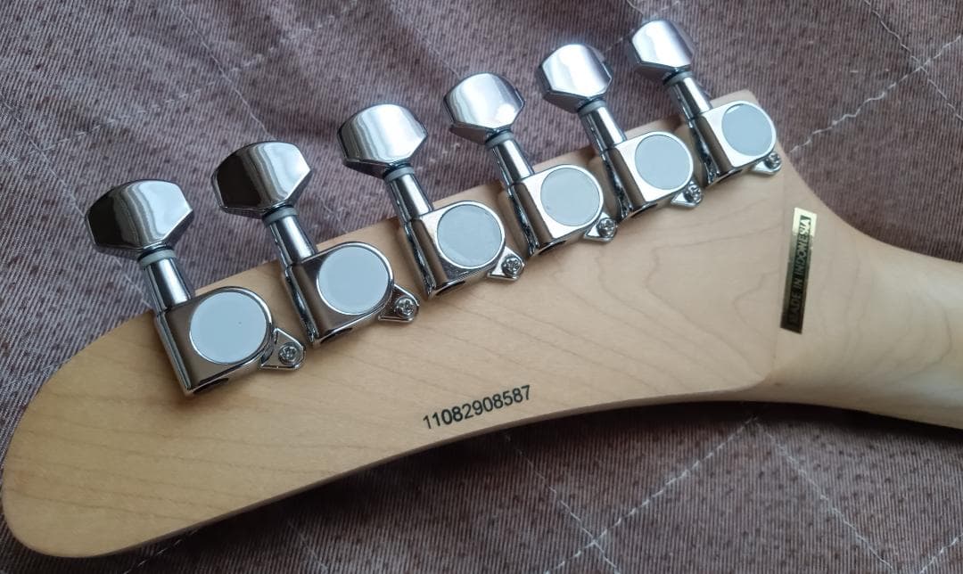 KRAMERエレキギター