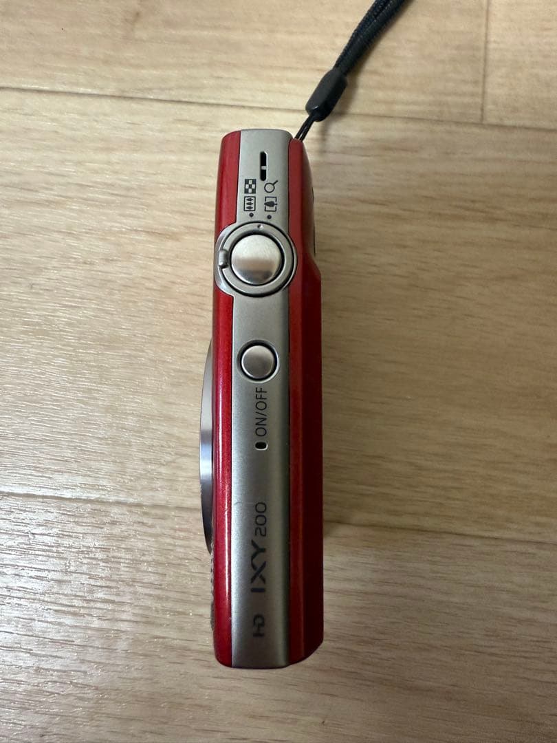 デジタルカメラ Canon IXY 200