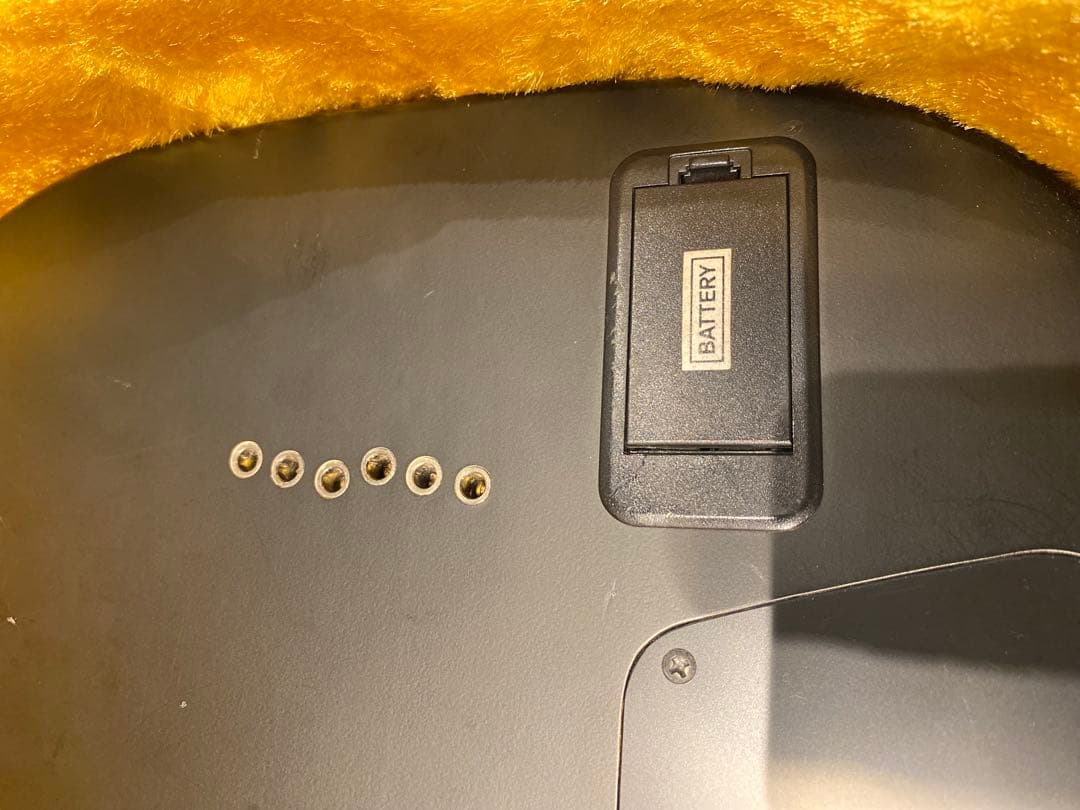 Schecter DEMON6 ABSN　価値あるアクティブピックアップ搭載