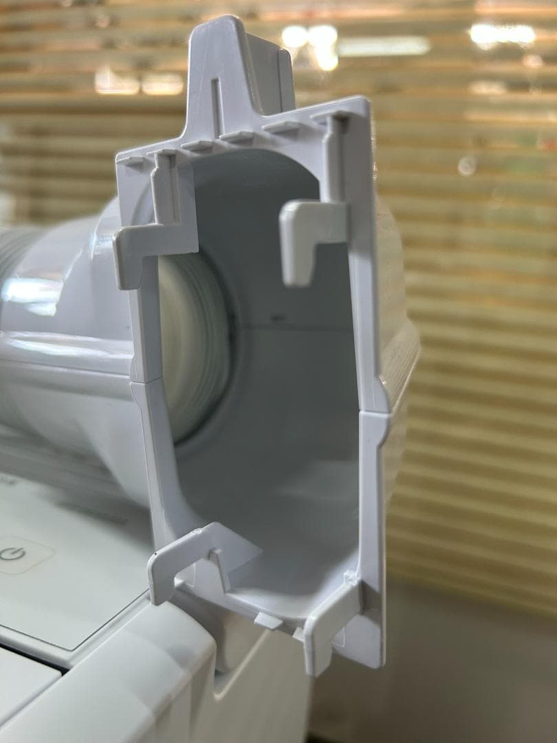 【美品】【2024年製】アイオーヤマ コンパクトクーラーICA-0301G