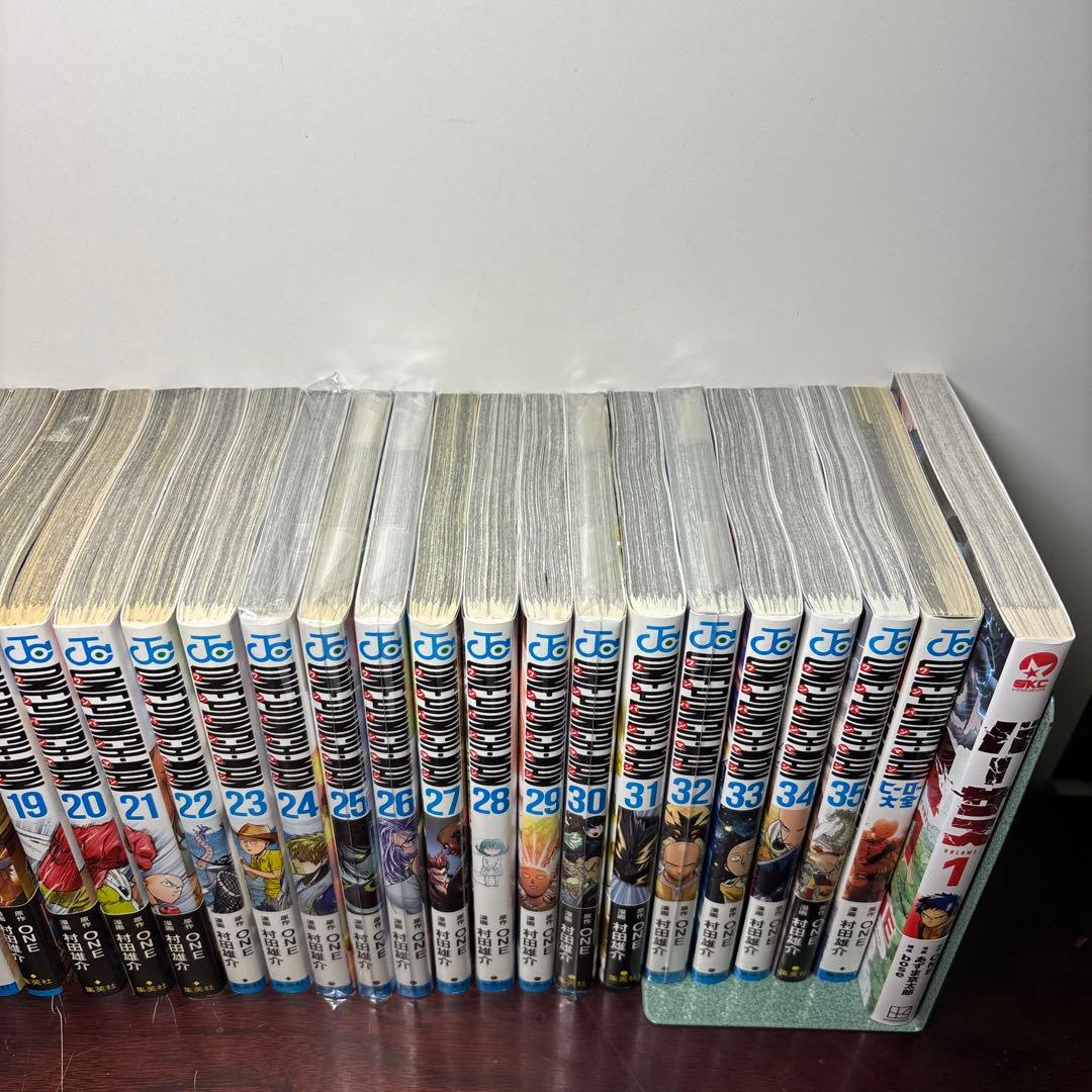 ワンパンマン 1〜35巻 全巻セット ヒーロー大全 バーサス 1巻付き