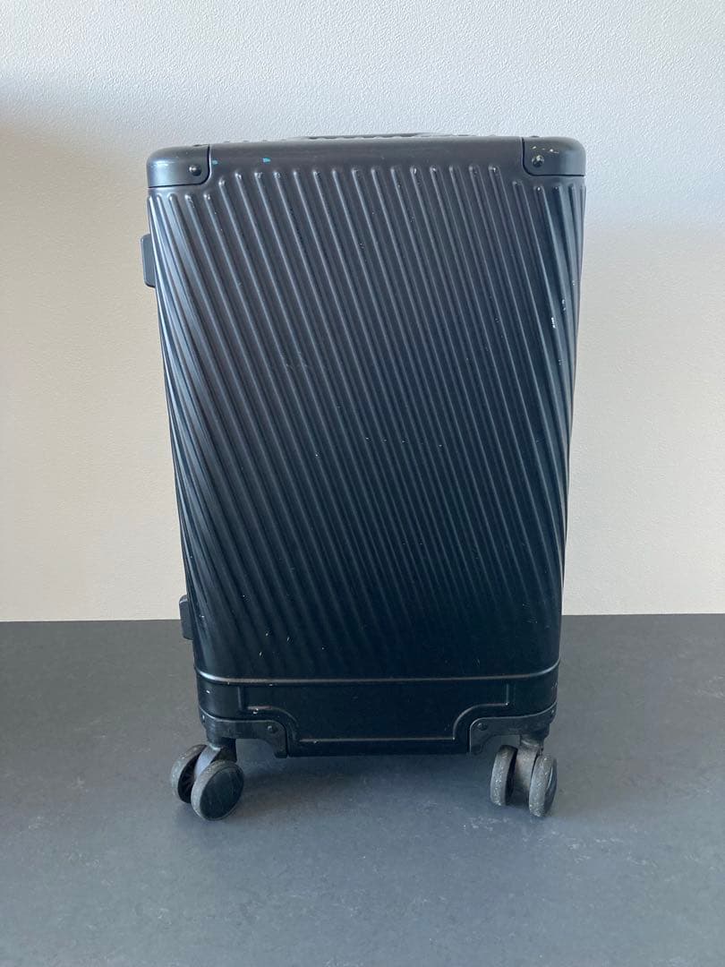 ace. アルミニウムキャリーケース 32L ブラック