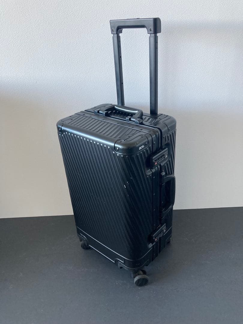 ace. アルミニウムキャリーケース 32L ブラック