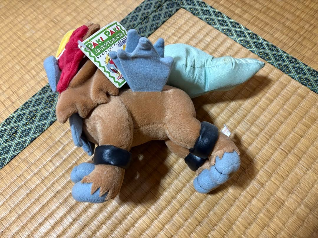 【劇場限定版】パキパキポケモンぬいぐるみ エンテイ（TOMY）
