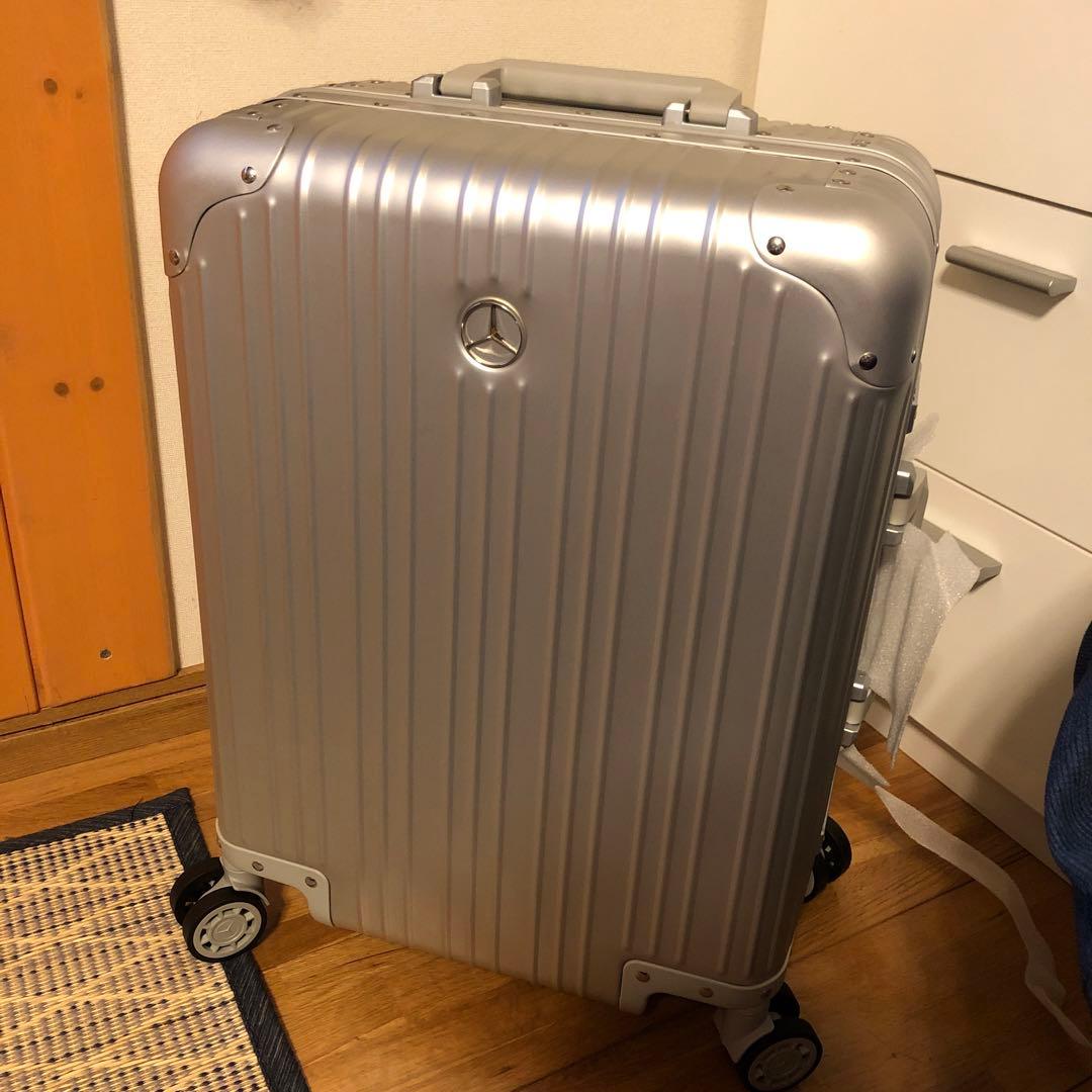 タ*ス様 メルセデスベンツ オリジナル アルミ スーツケース シルバー 32L
