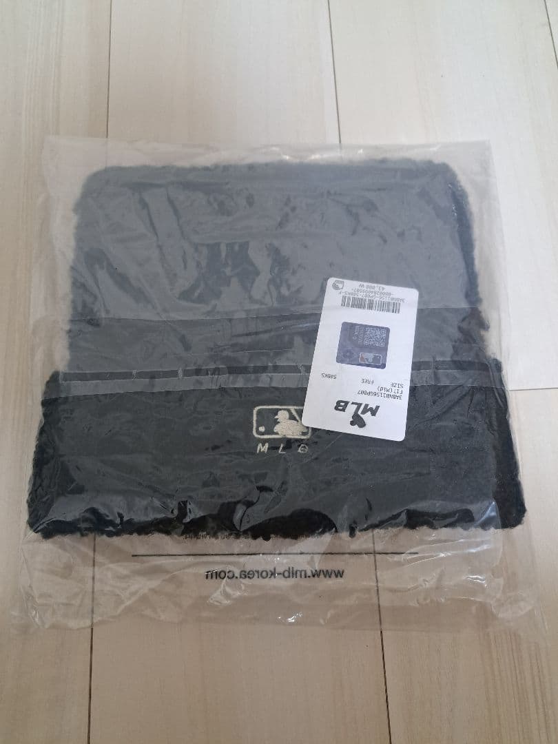 aespaカリナ着用　MLB 韓国　猫耳ニット帽　ビーニー　新品、未開封