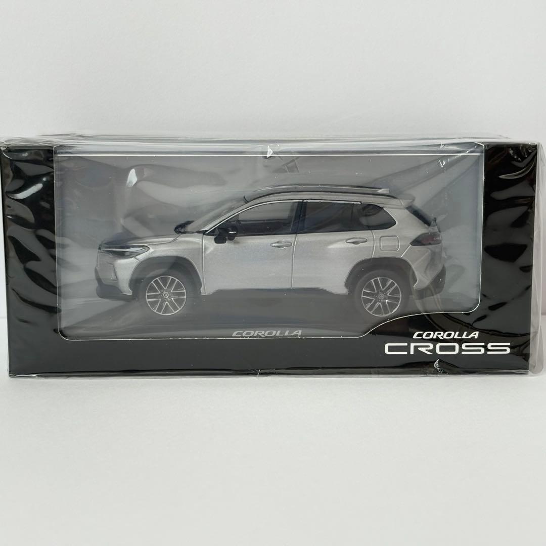 トヨタ博物館購入 新型 カローラクロス 後期 メタルストリームメタリック