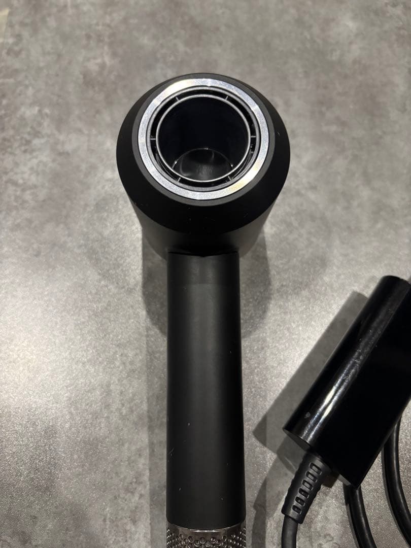 dyson ヘアドライヤー　HD08