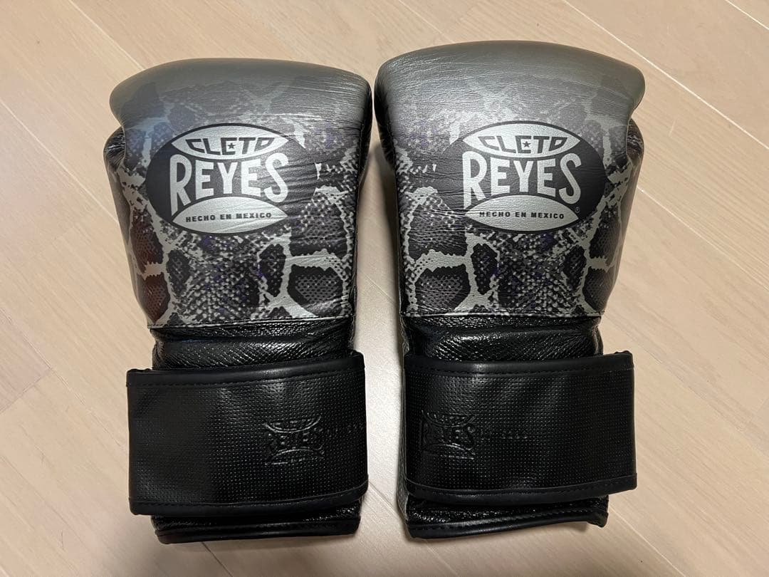 REYES ボクシンググローブ 14onz