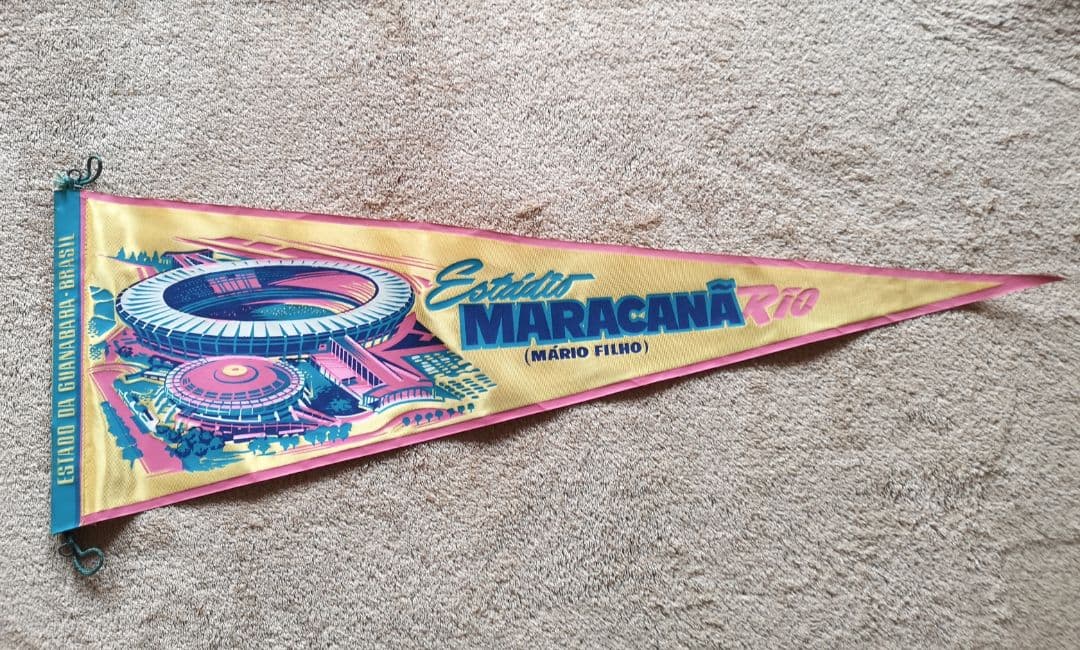 【ブラジル　1970　アンティーク】記念ペナント　21枚　まとめ売り