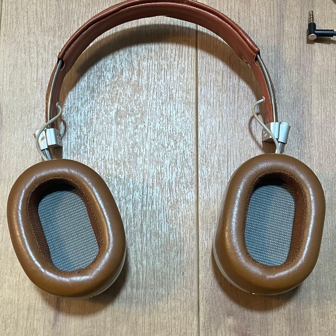 マスター＆ダイナミック　Master & Dynamic MH40