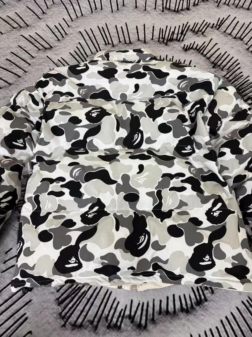 激レア　bapeリバーシブルダウンジャケット　早い者勝ち