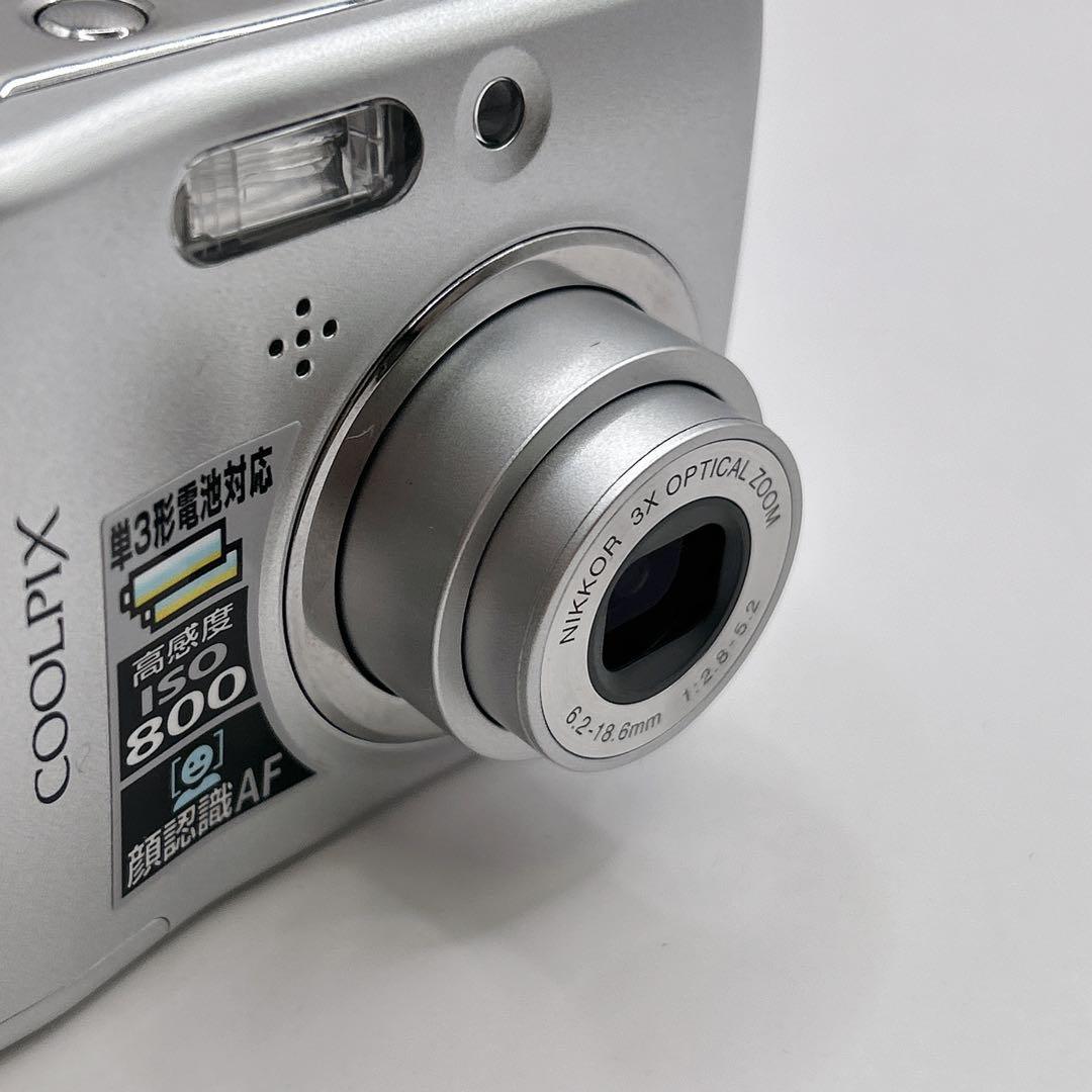 ✨動作品✨NIKON COOLPIX L11 コンデジ 動画　オールドデジカメ